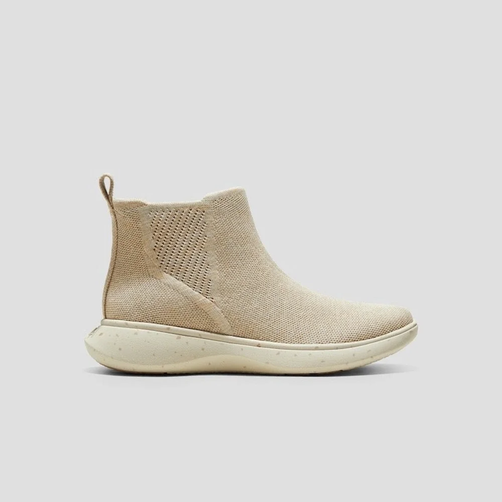 Vivaia Beige Knit Chelsea Boots Wate Repellent‎ Slip On Ankle Booties Size 8